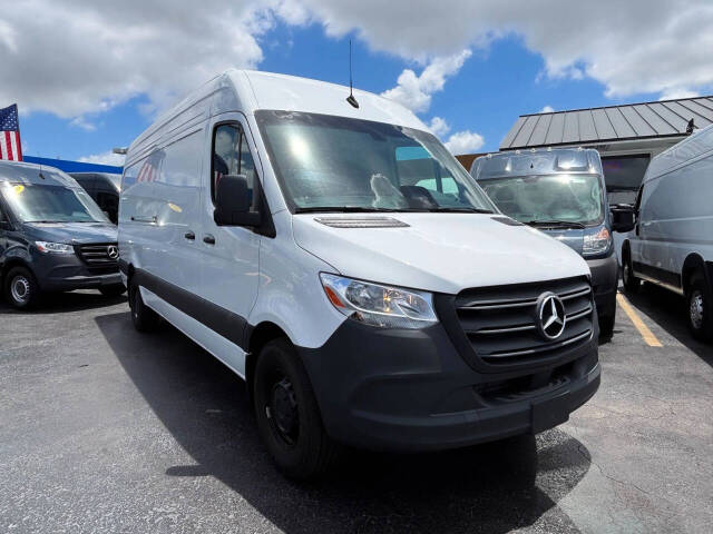 mercedes-benz sprinter cargo van 2025 W1Y4NCHY5ST206393 image mercedes-benz sprinter cargo van 2025 W1Y4NCHY5ST206393 image
